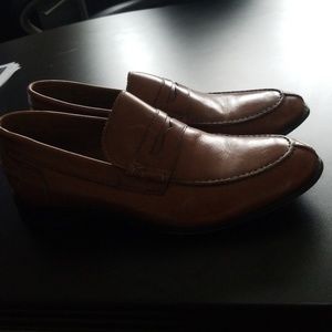 Bostonian loafers